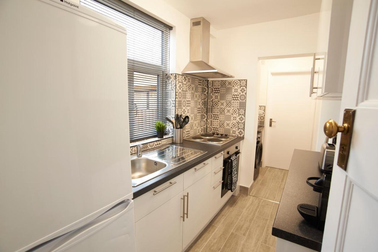 Doctors Lane Stylish 3 Bedroom Family House With Parking Мелтън Моубрей Екстериор снимка